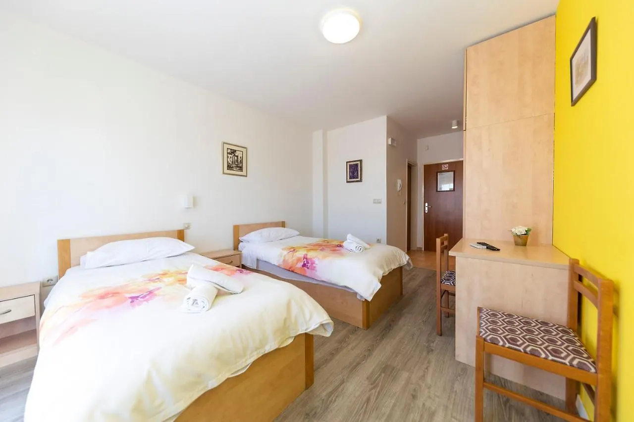 Guest house Guesthouse Villa Irena Zadar